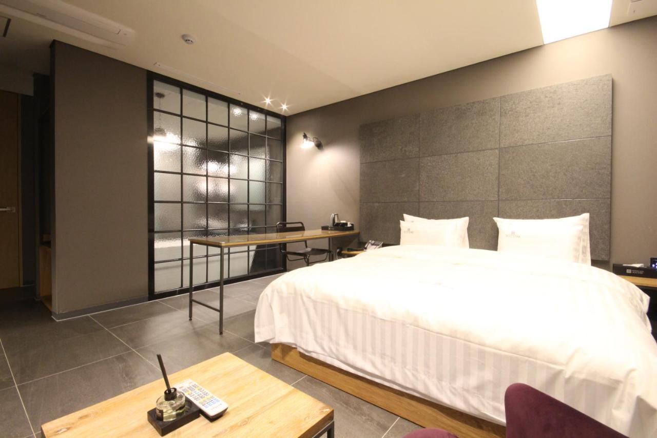 Hotel Eco Stay Jeonju Exterior foto