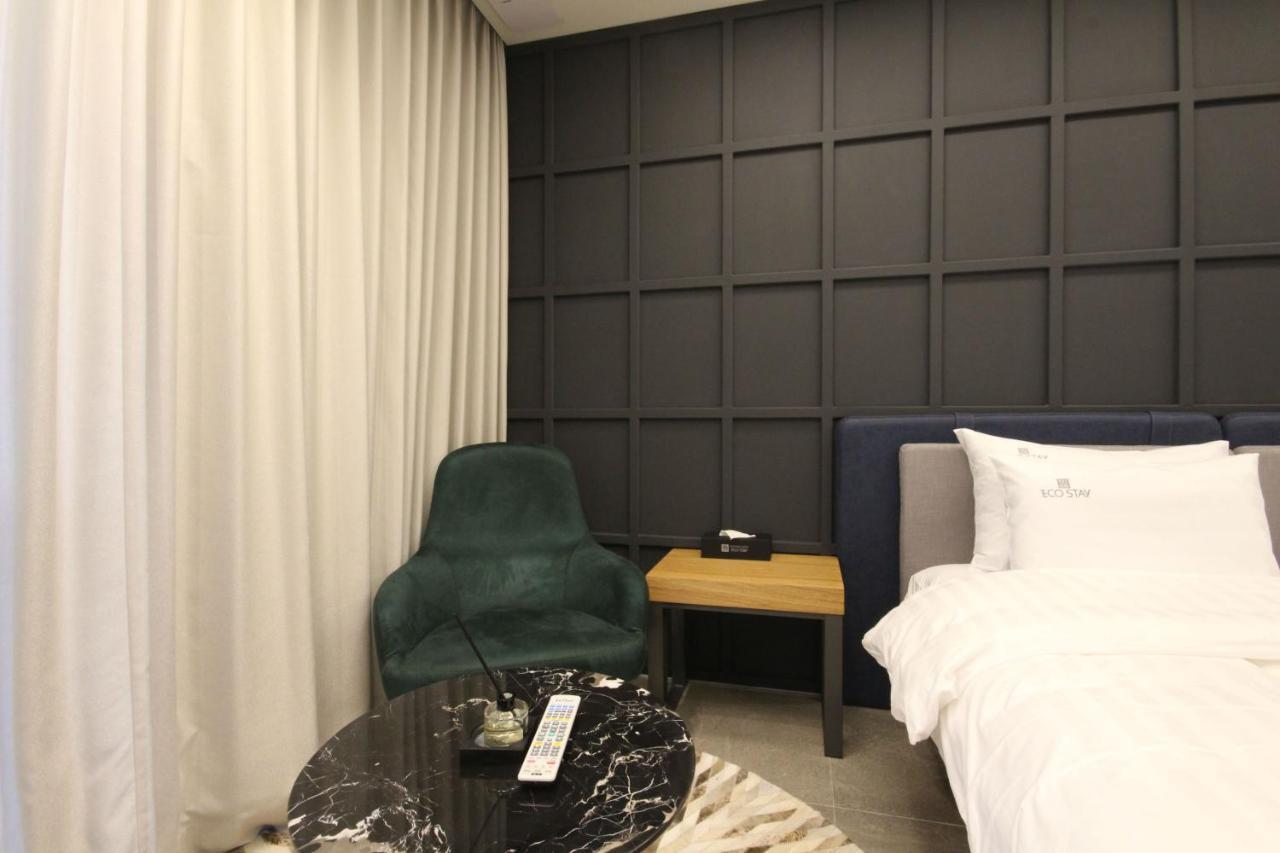 Hotel Eco Stay Jeonju Exterior foto