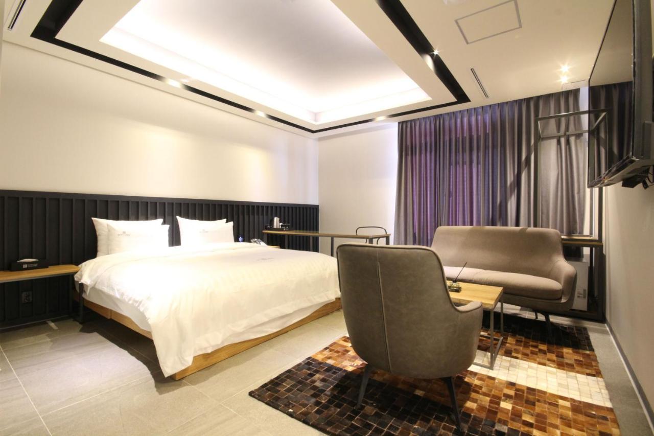 Hotel Eco Stay Jeonju Exterior foto